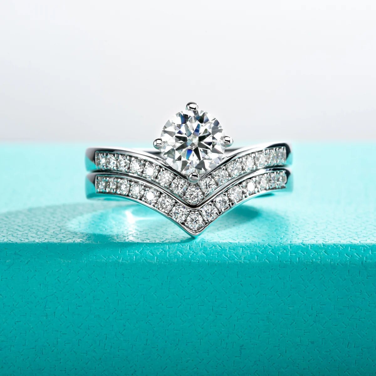 Moissanite Diamond Ring V Shape Half Eternity Ring Set