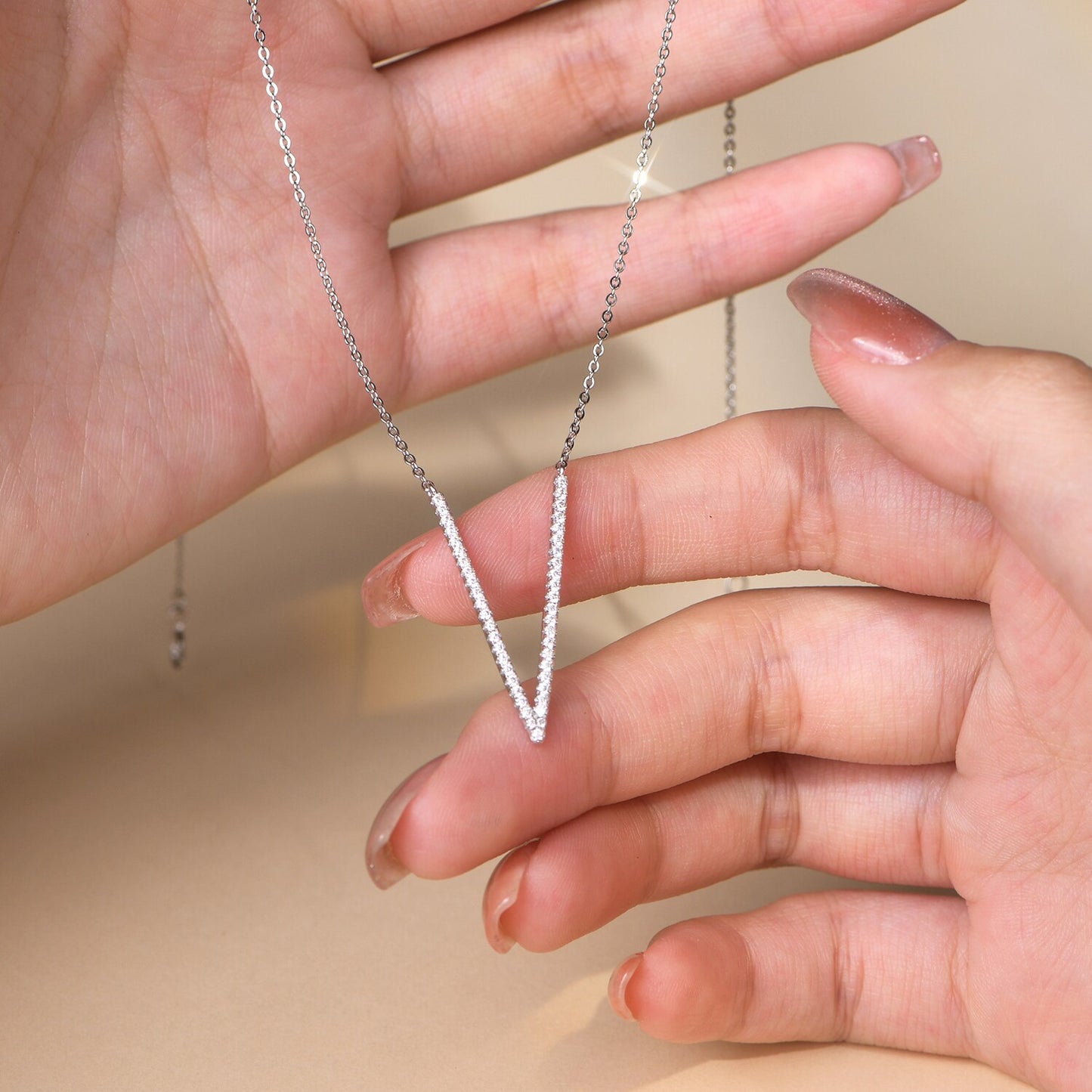 Moissanite Diamond Necklace Pendant Free Shipping UK