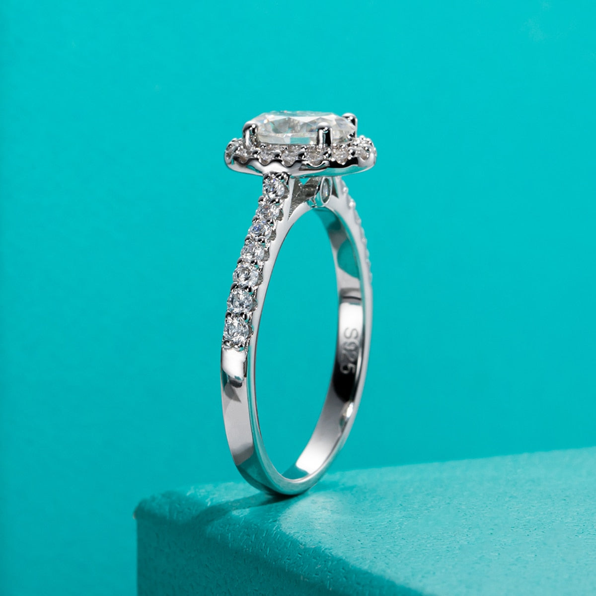 Oval Cut Ring Moissanite Diamond 1 carat Holloway Jewellery