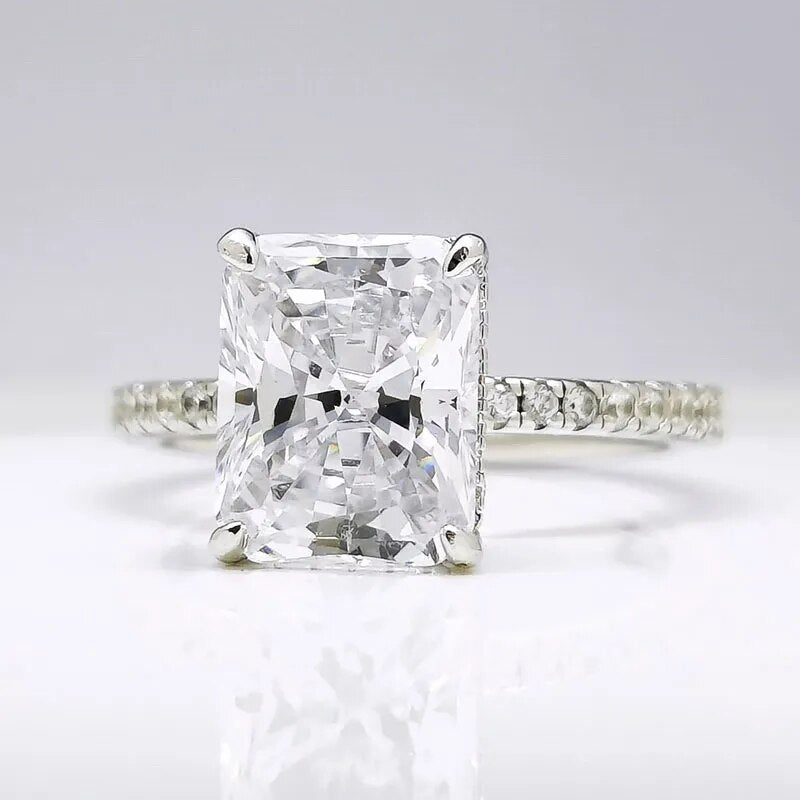 Radiant Cut Moissanite Diamond Ring