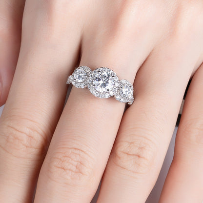 Moissanite Diamond Engagement Ring