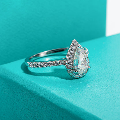 Holloway Jewellery Moissanite Diamond Ring Halo Canada