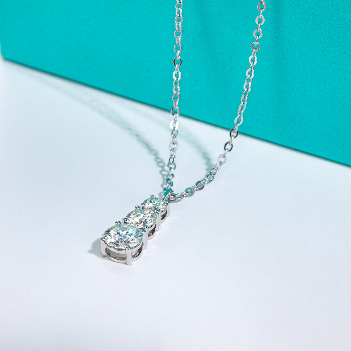 Holloway Jewellery Moissanite Diamond Pendant UK