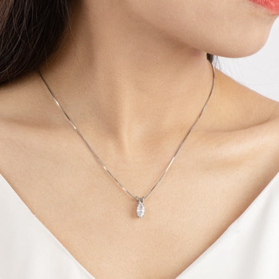 Holloway Jewellery UK Moissanite Diamond Drop Pendant Necklace
