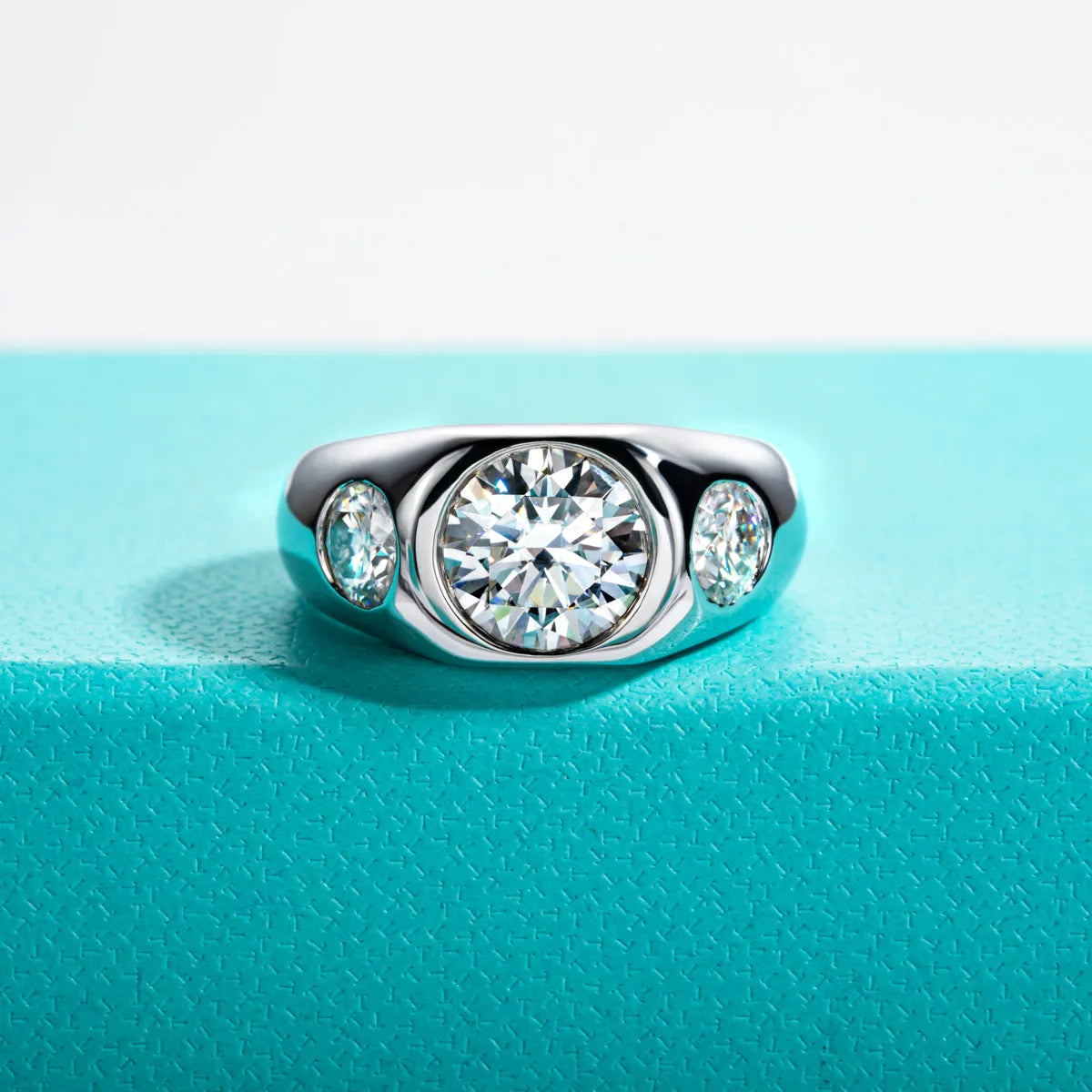 Holloway Jewellery Mens Moissanite Diamond Ring
