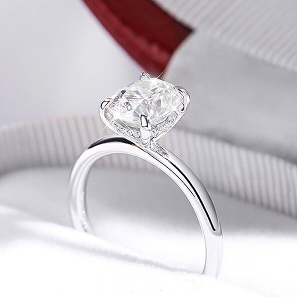 Holloway Jewellery UK Moissanite Oval Ring Engagement Ring UK