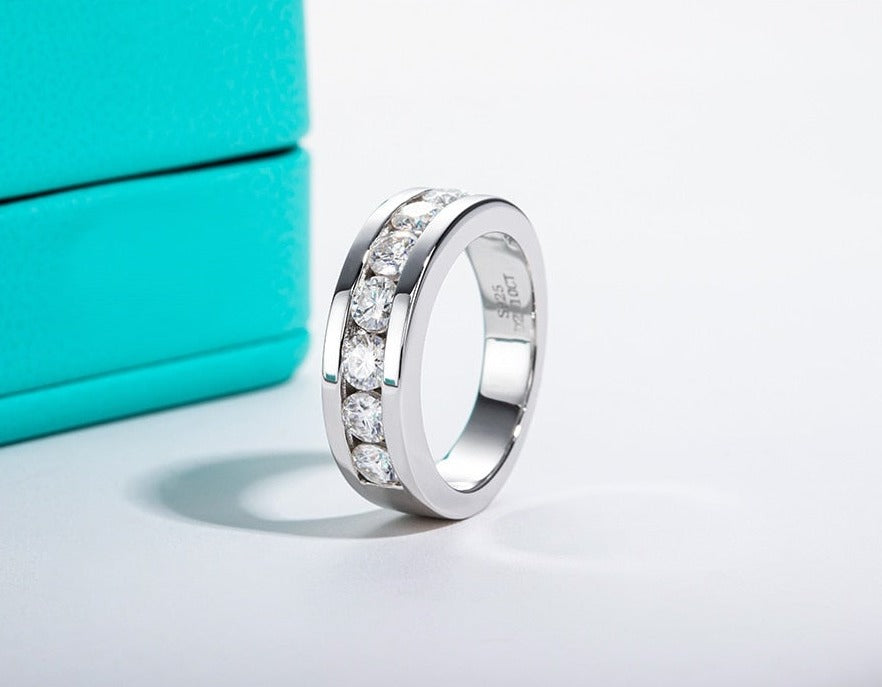 Mens Moissanite Diamond Sterling Silver Wedding Ring UK