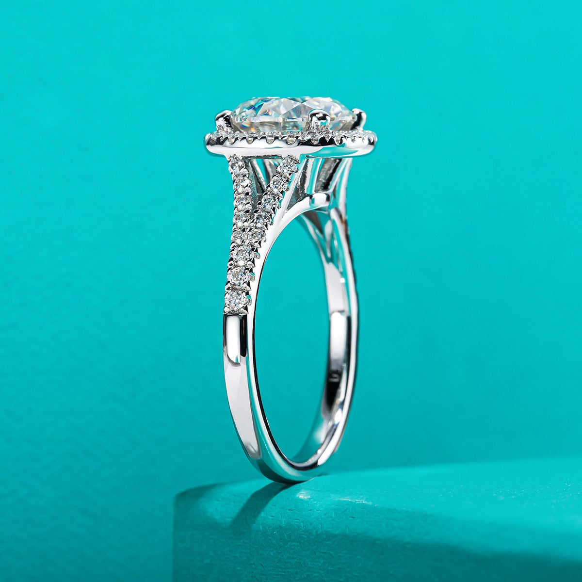 Moissanite Diamond Engagement Ring USA